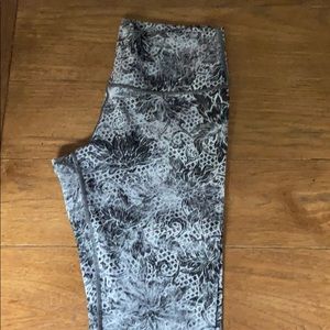 Lululemon Wunder Under Crop Leggings
